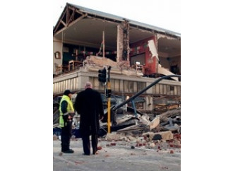 Sisma in Nuova Zelanda:
65 morti e 200 dispersi